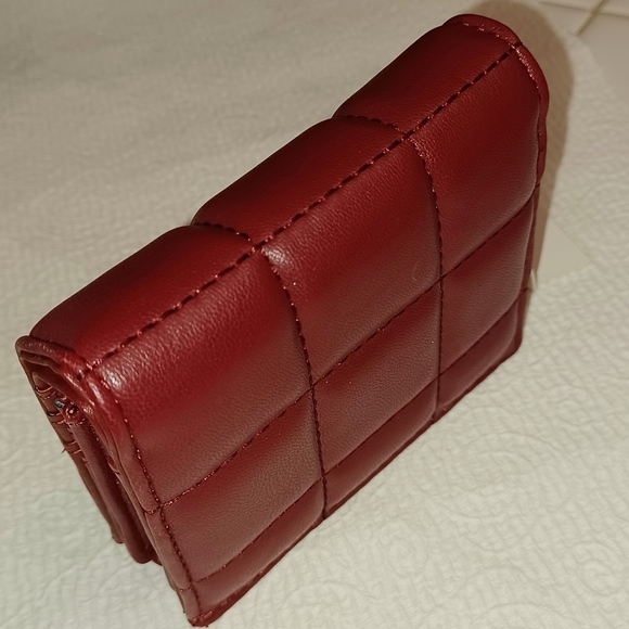 POPPY GREY QUILTED PRESTON MEDIUM BIFOLD WALLET W/ - Picture 7 of 16